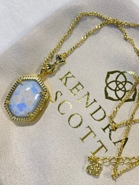 Kendra Scott x LoveShackFancy Daphne Gold Locket Necklace